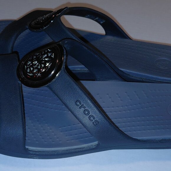 CROCS Women's Black Sanrah Sandals Size 10 Blue - Picture 9 of 14